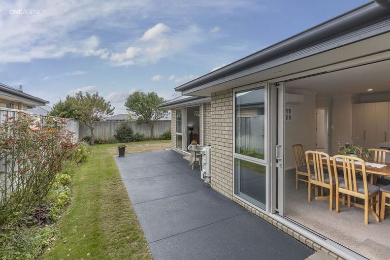 Photo of property in 12 Hakatere Road, Pegasus, 7612