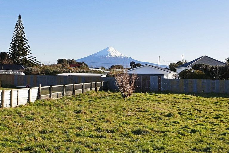 Photo of property in 9 Kauae Street, Manaia, 4612