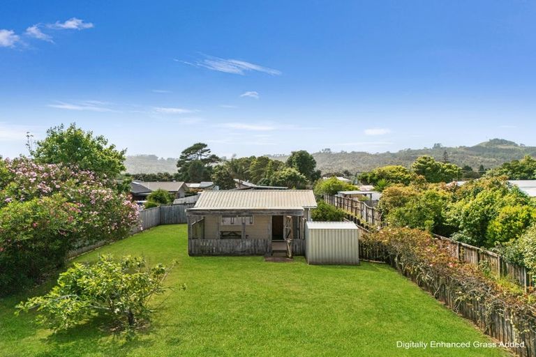 Photo of property in 15 Cook Drive, Whitianga, 3510