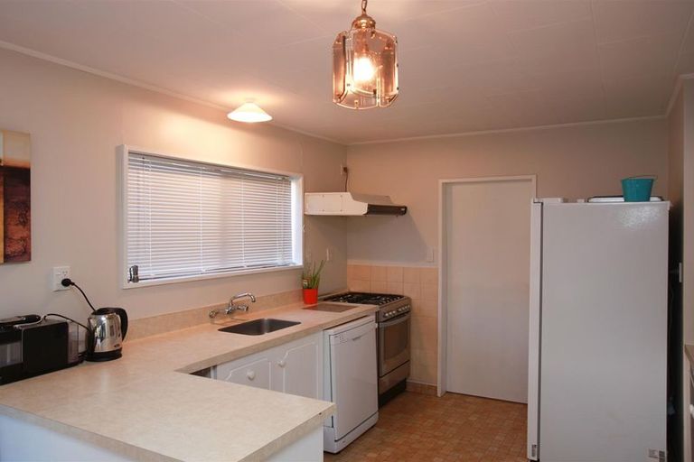 Photo of property in 15 Burnett Place, Lake Tekapo, 7999