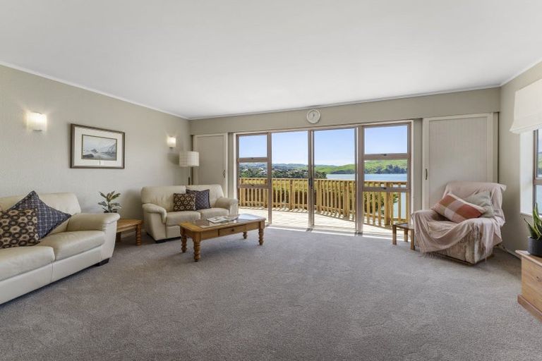 Photo of property in 37 Bosun Terrace, Whitby, Porirua, 5024