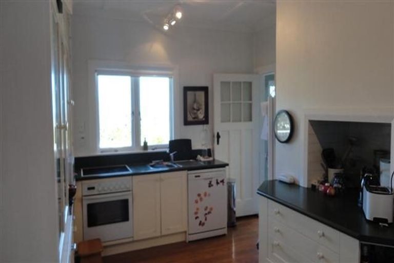 Photo of property in 173 Hinemoa Street, Birkenhead, Auckland, 0626