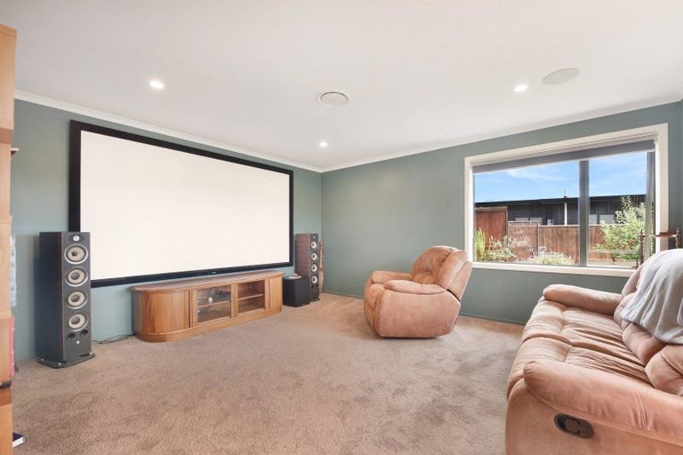 Photo of property in 15 Woolshed Drive, Stoke, Nelson, 7011