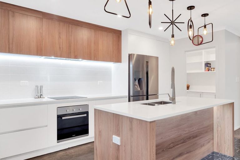 Photo of property in 45 Awataha Crescent, Pyes Pa, Tauranga, 3110