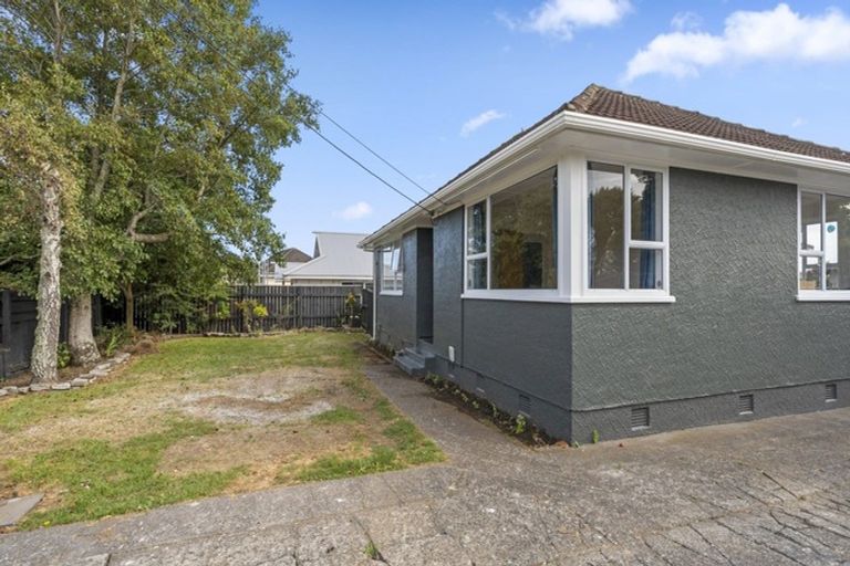 Photo of property in 4 Raleigh Street, Vogeltown, New Plymouth, 4310