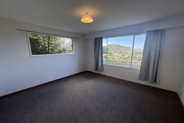 Photo of property in 13-13a Espin Crescent, Karori, Wellington, 6012