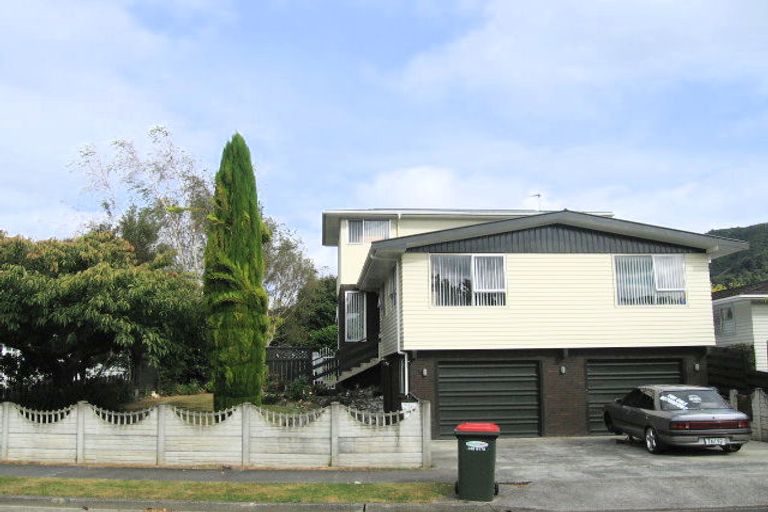 Photo of property in 51 Pasadena Crescent, Totara Park, Upper Hutt, 5018