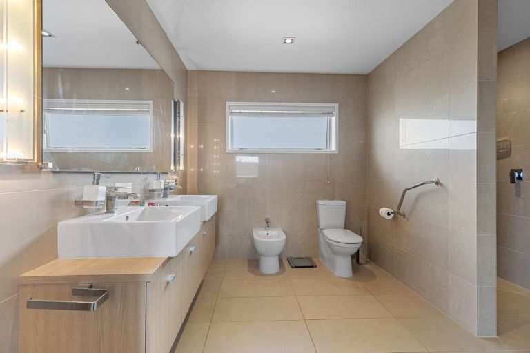 Photo of property in 49 Oceania Sands Way, Papamoa Beach, Papamoa, 3118