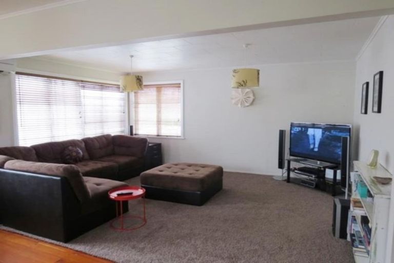 Photo of property in 7 Chard Street, Westown, New Plymouth, 4310