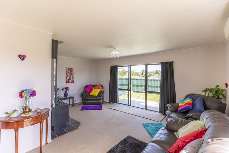 Photo of property in 7 Latham Stubbs Crescent, Waipawa, 4210