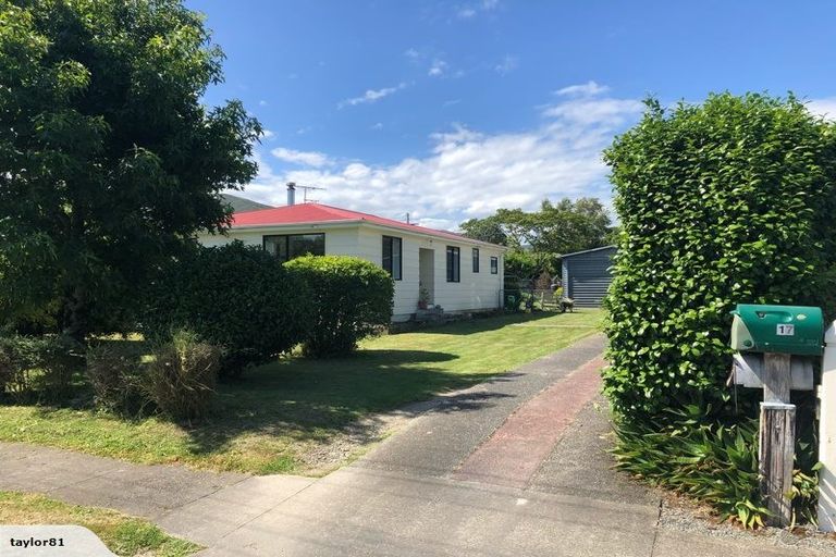 Photo of property in 17 Bell Street, Featherston, 5710