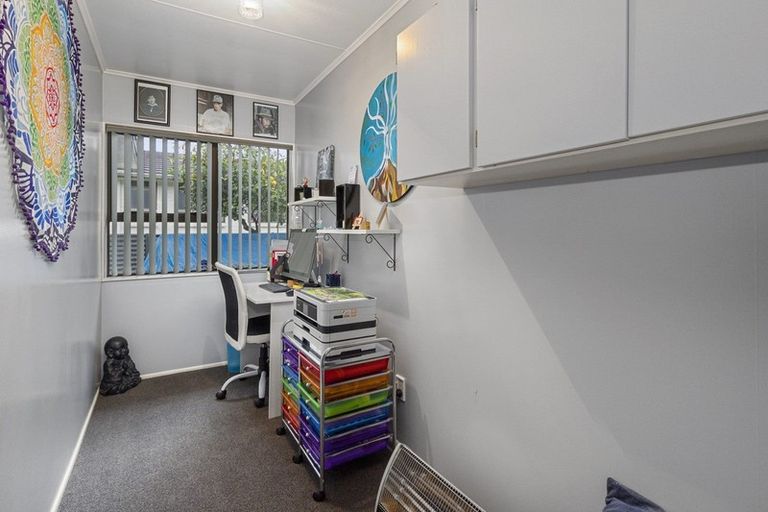 Photo of property in 43 Normanby Street, Woodville, 4920