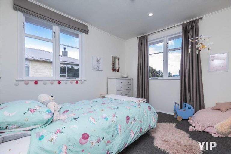 Photo of property in 32 Bracken Road, Paparangi, Wellington, 6037