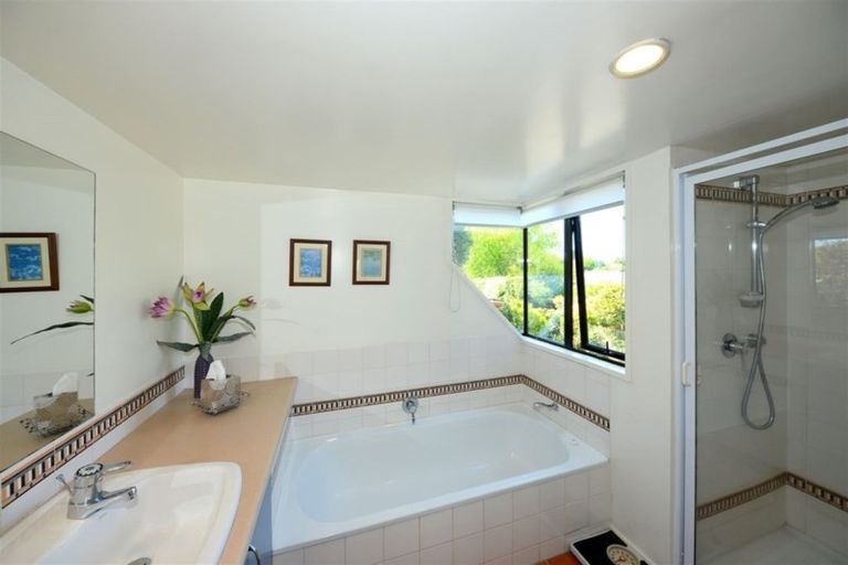 Photo of property in 6d Swithland Place, Avonhead, Christchurch, 8042