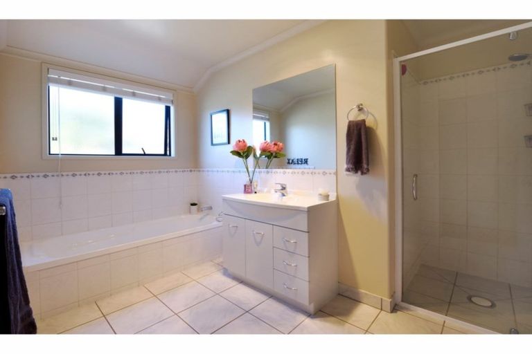 Photo of property in 35 Hollybush Drive, Brightwater, 7022