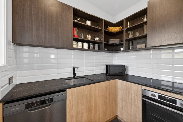 Photo of property in 106 Bayview Road, Charteris Bay, Lyttelton, 8971