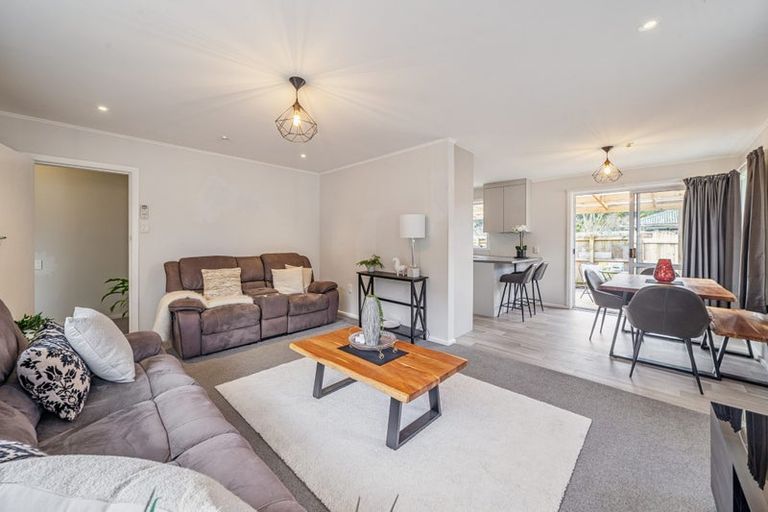 Photo of property in 95 Hine Road, Wainuiomata, Lower Hutt, 5014