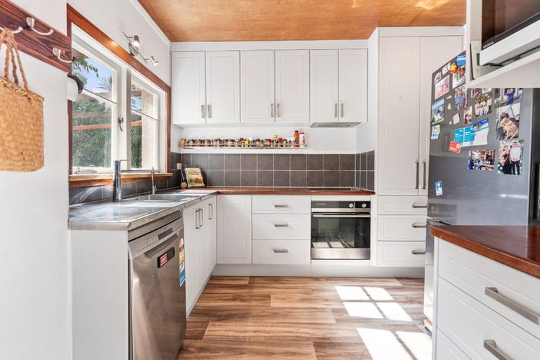 Photo of property in 37 Whareora Road, Tikipunga, Whangarei, 0112