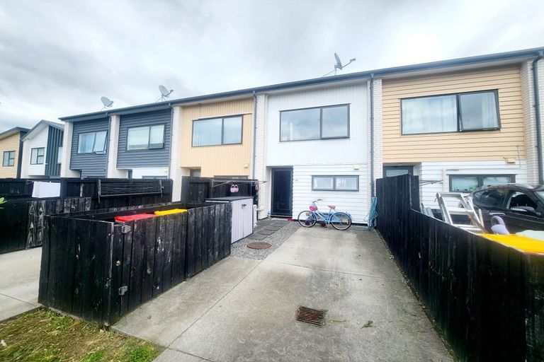 Photo of property in 89 Battalion Drive, Papakura, 2110