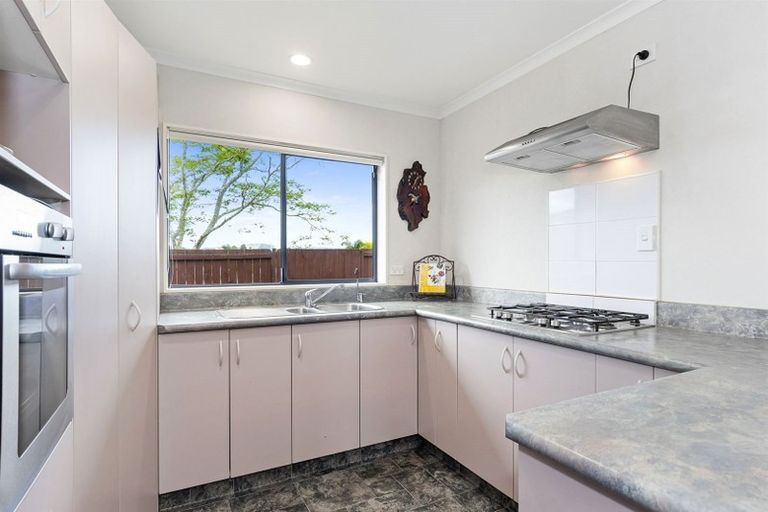 Photo of property in 10 Hannah Place, Ohauiti, Tauranga, 3112