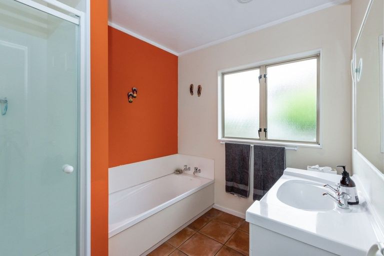 Photo of property in 143a Te Mata Road, Havelock North, 4130