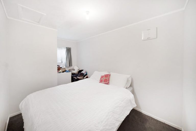 Photo of property in 20 Ronald Place, Manurewa, Auckland, 2102