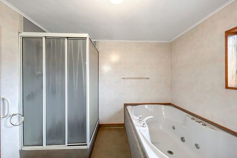 Photo of property in 195 Queens Drive, Windsor, Invercargill, 9810