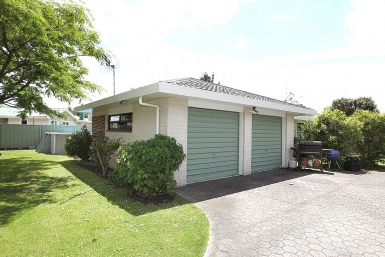 Photo of property in 243a Warwick Road, Mayfair, Hastings, 4122