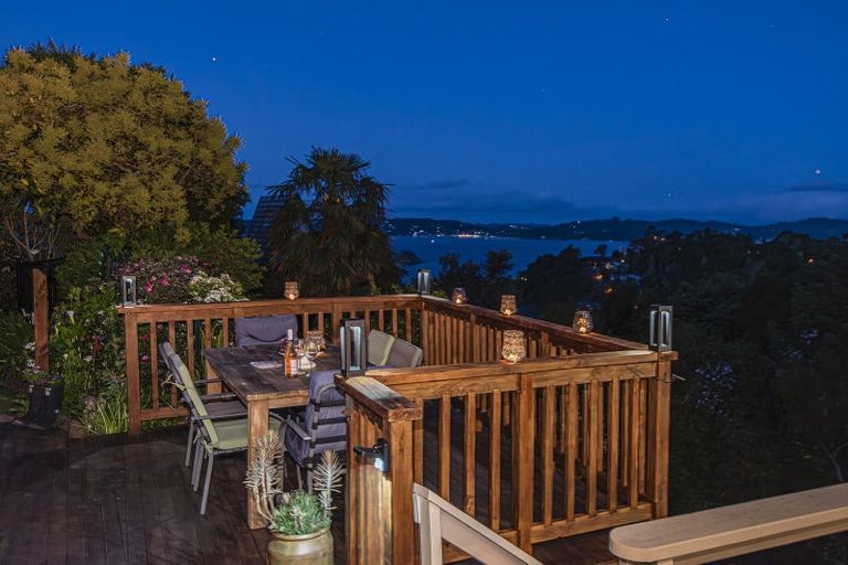 Photo of property in 100 School Road, Paihia, 0200