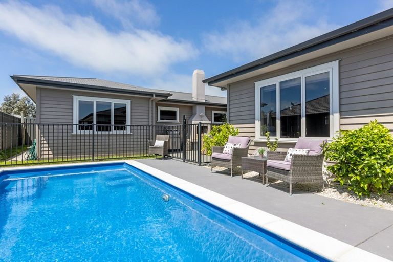 Photo of property in 34 Drake Crescent, Awatoto, Napier, 4110