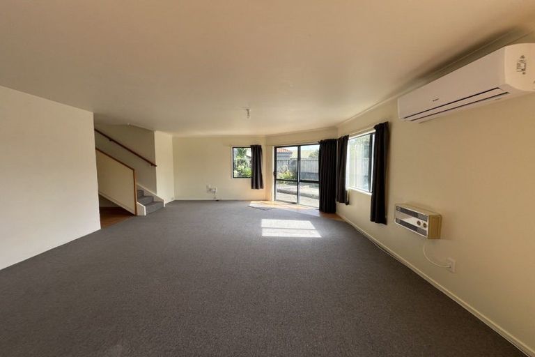 Photo of property in 44 Stewart Crescent, Hokowhitu, Palmerston North, 4410