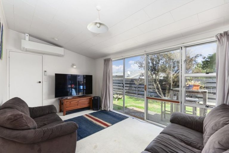 Photo of property in 109 Tamatea Road, Hilltop, Taupo, 3330