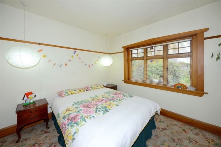 Photo of property in 90 Palatine Terrace, Saint Martins, Christchurch, 8022