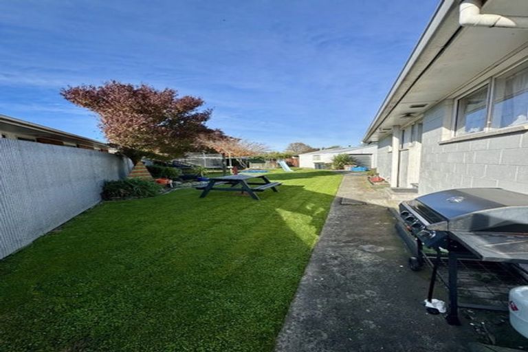 Photo of property in 8 Barrowclough Street, Hoon Hay, Christchurch, 8025
