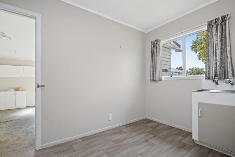 Photo of property in 1 Churchill Street, Pukekohe, 2120