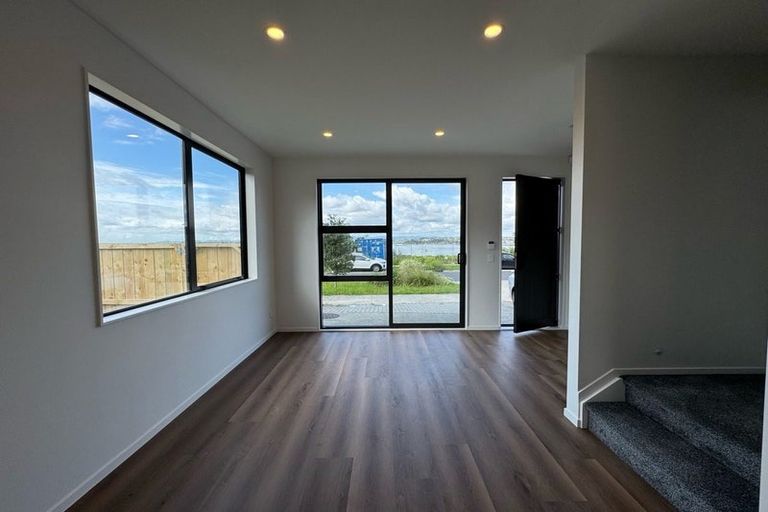 Photo of property in 107 Limestone Drive, Hobsonville, Auckland, 0616