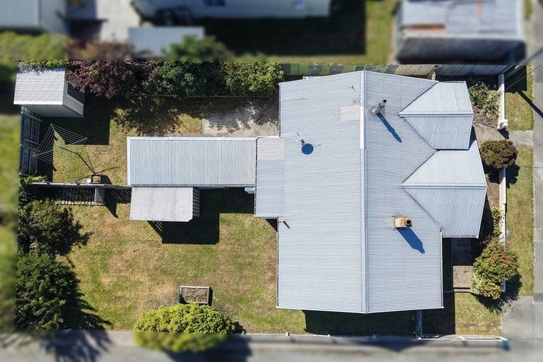 Photo of property in 24 Lune Street, South Hill, Oamaru, 9400