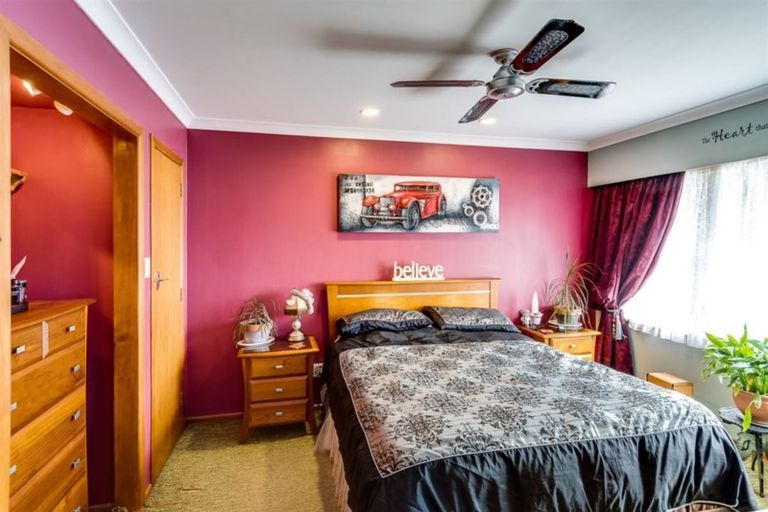 Photo of property in 65 Clarence Cox Crescent, Pirimai, Napier, 4112