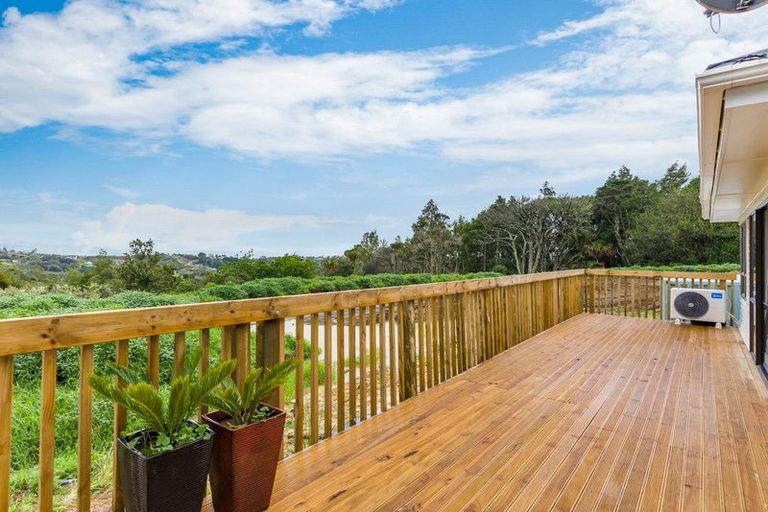 Photo of property in 525 Whitford Road, Whitford, Howick, 2571