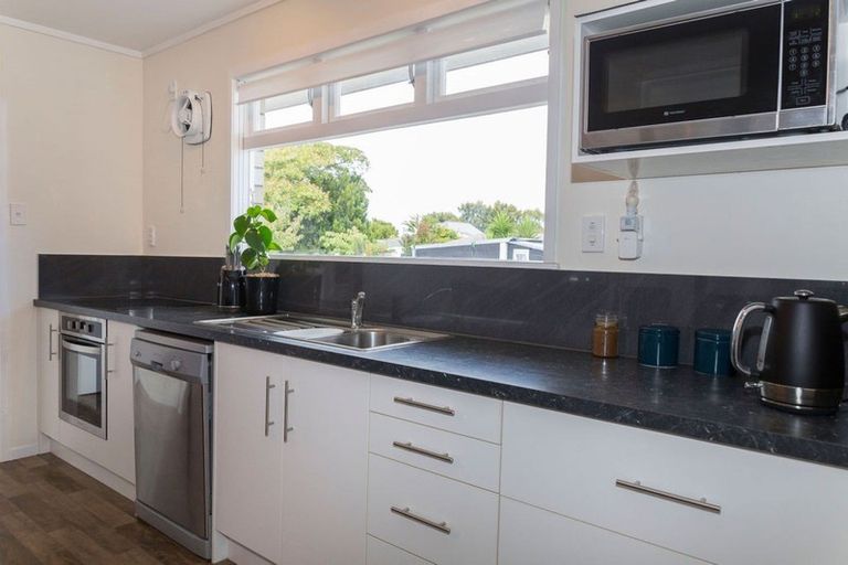 Photo of property in 10 Ranfurly Street, Dannevirke, 4930