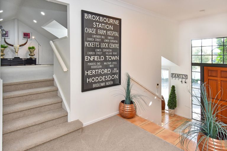 Photo of property in 21 Del Mar Court, Shamrock Park, Auckland, 2016