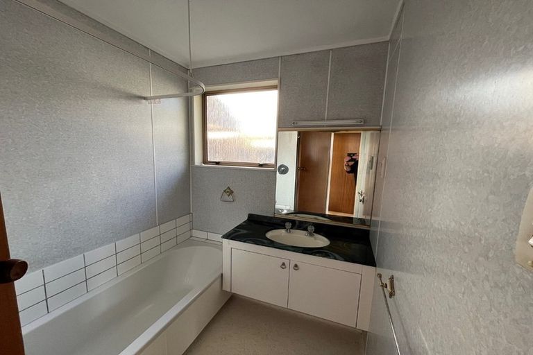 Photo of property in 65a Victoria Street, Coromandel, 3506