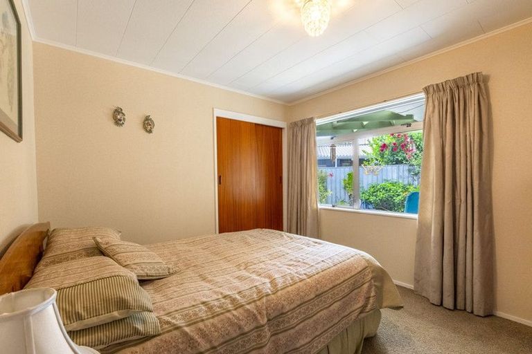 Photo of property in 13 Mckeefry Avenue, Greenmeadows, Napier, 4112