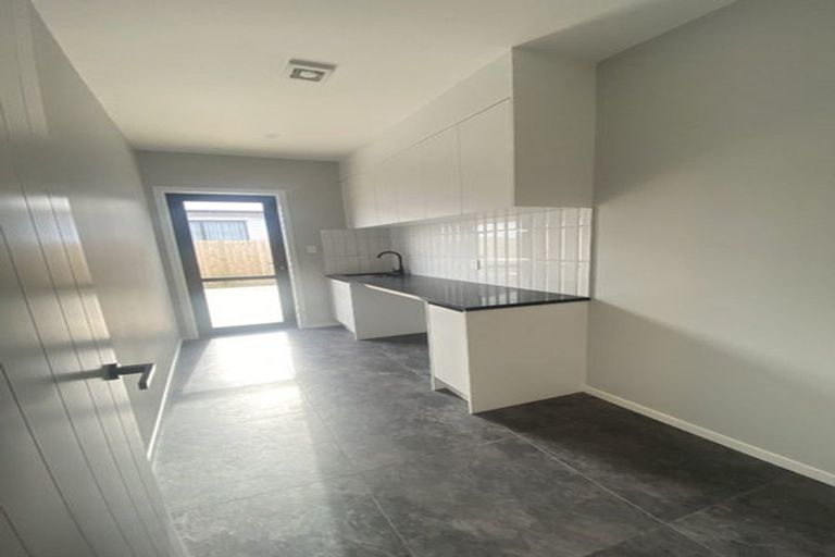 Photo of property in 12 Cutfield Lane, Kumeu, 0810