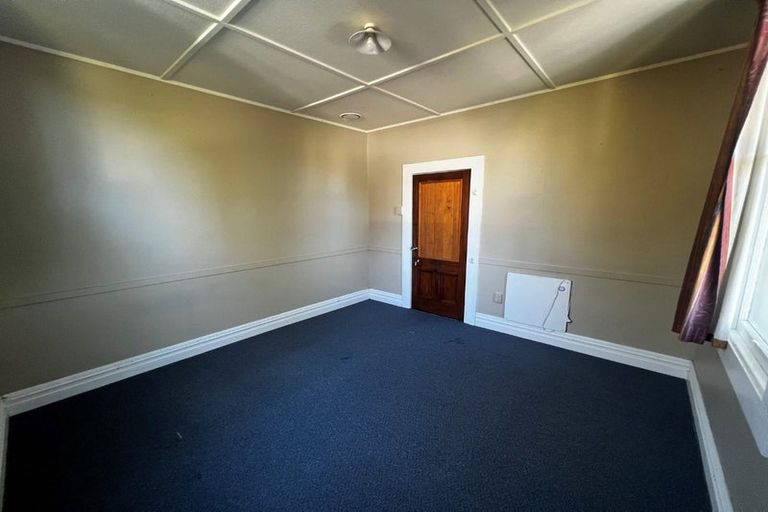 Photo of property in 30 Ada Street, Hokowhitu, Palmerston North, 4410