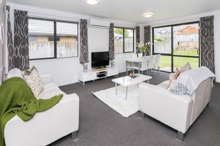 Photo of property in 8 Max Landing, Grandview Heights, Hamilton, 3200