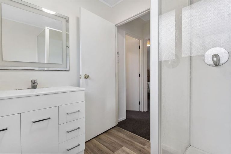 Photo of property in 2/8 Ingram Street, Papakura, 2110