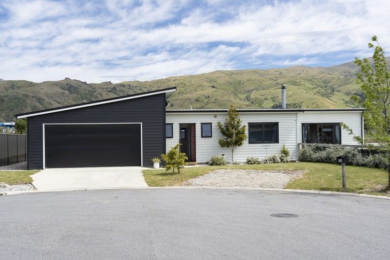 Photo of property in 15 Phoenix Place, Cromwell, 9310