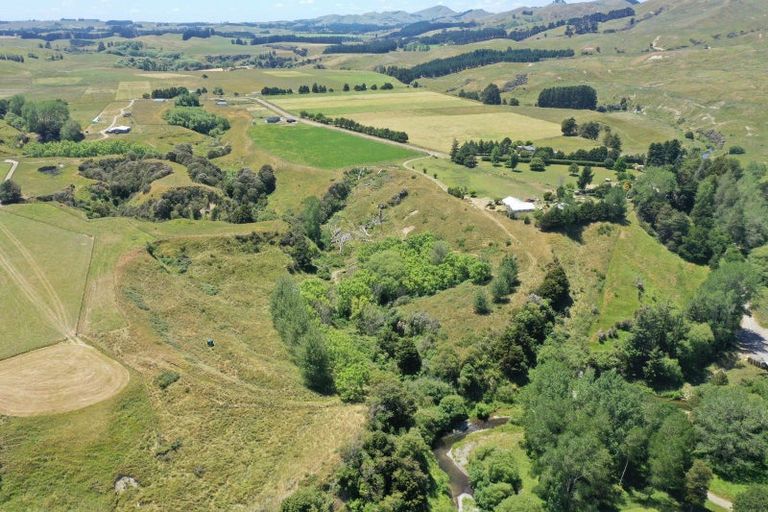 Photo of property in 400 Rakaiatai Road, Ormondville, Dannevirke, 4977