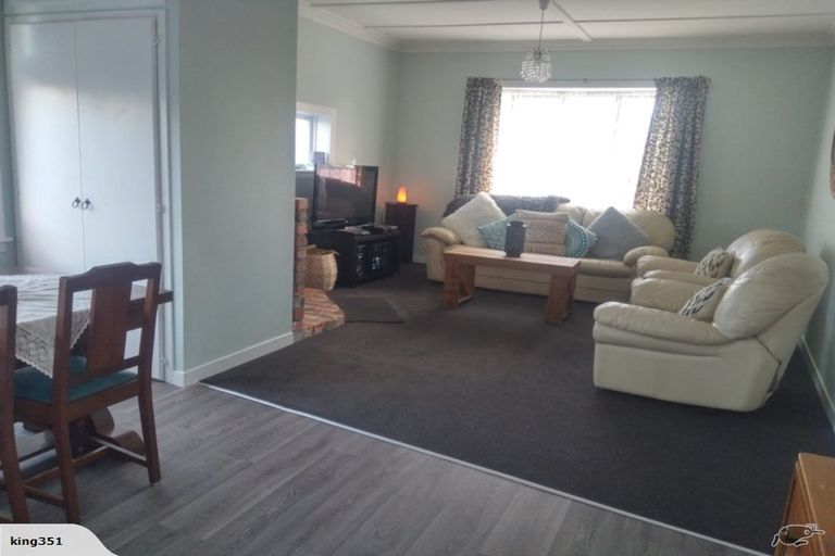 Photo of property in 2 Moore Avenue, Tawhero, Whanganui, 4501